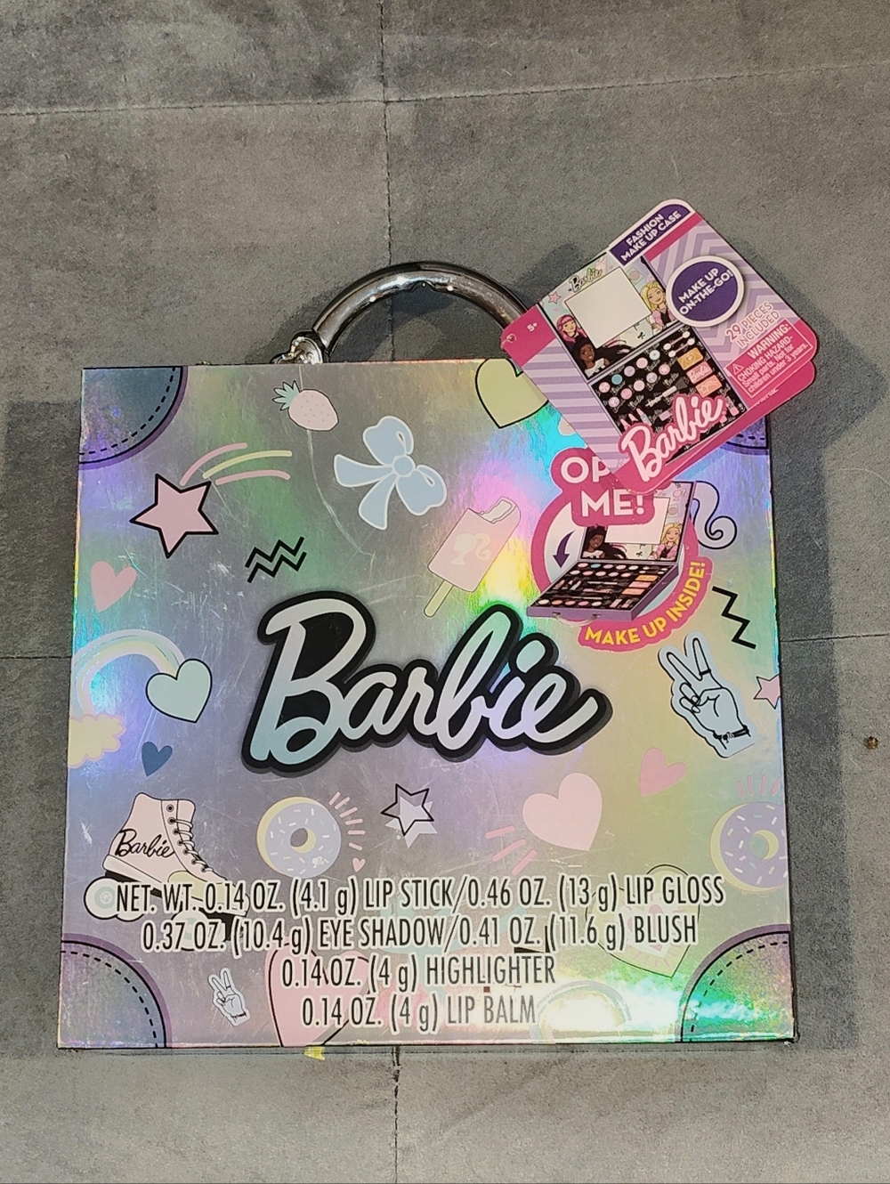 NEW BARBIE FASHION PORTABLE MAKE-UP KIT 29 Pc SET IN HOLOGRAPHIC CARRY CASE